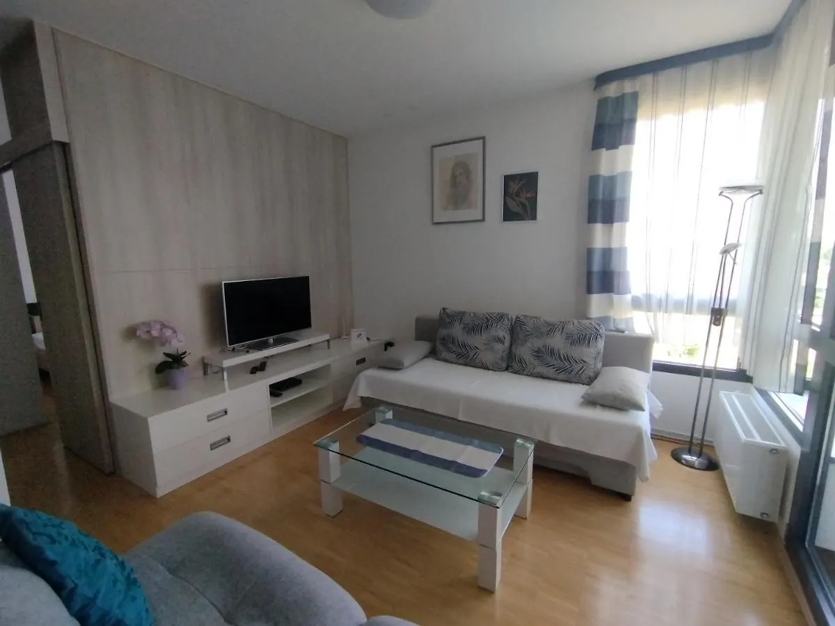 Apartment Bencic ウマグ